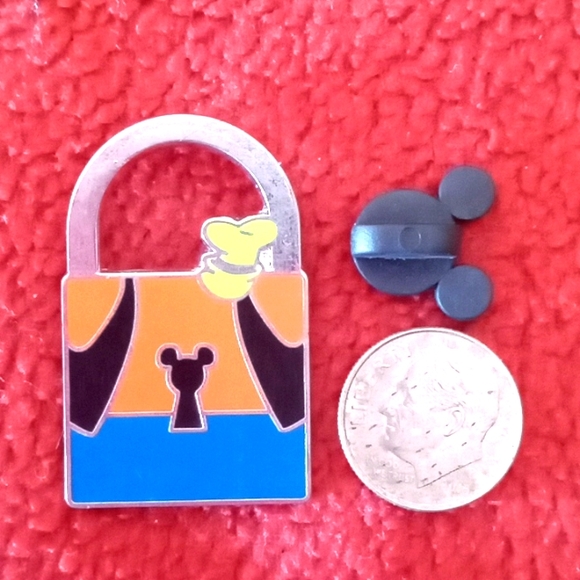 DISNEY LIMITED RELEASE GOOFY LOCK PIN - Picture 3 of 4